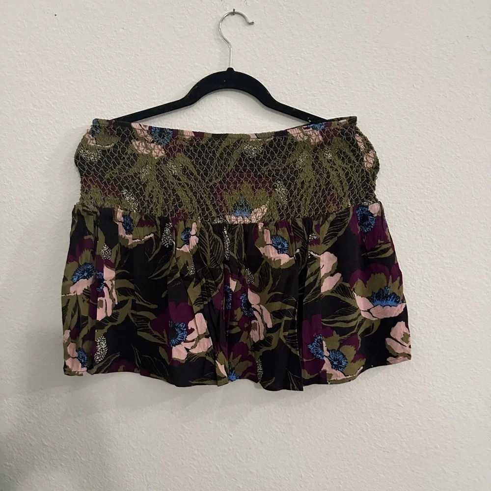 Free people floral print skirt Sz L Hawaiian print vacation beach 🏝️ 🏖️ summer